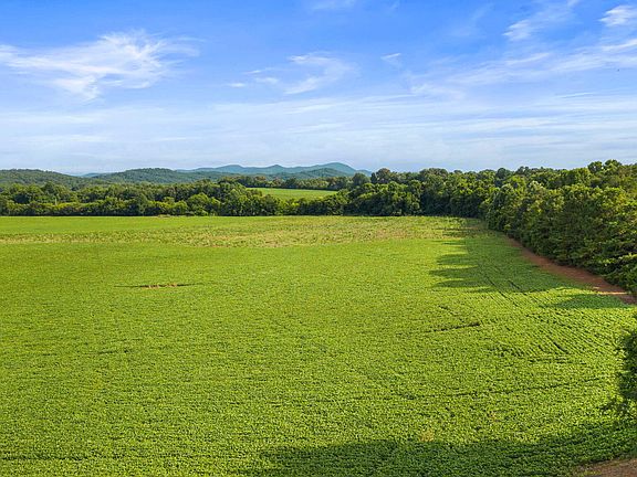 5th image of 1738 Highway 411