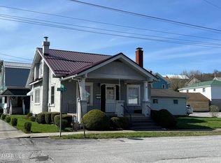 2001 Riddle Ave, Tyrone, PA 16686