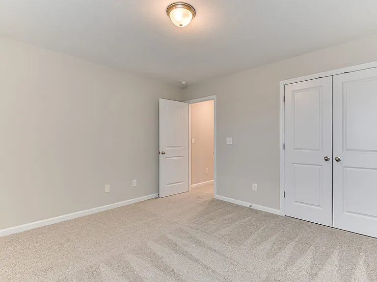 157 Dublin Loop — Photo 34