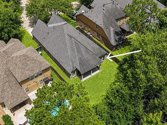 2nd image of 213 Forest Heights Ln