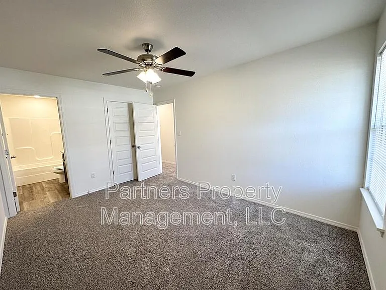 779 S Amarillo Ave #1 — Photo 24