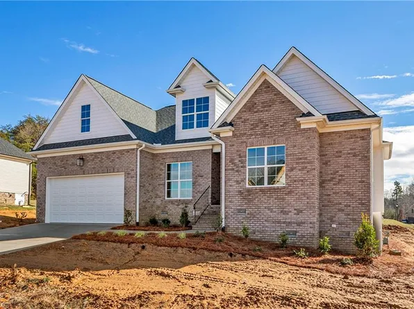 8815 Rudy Dr, Kernersville, NC 27284