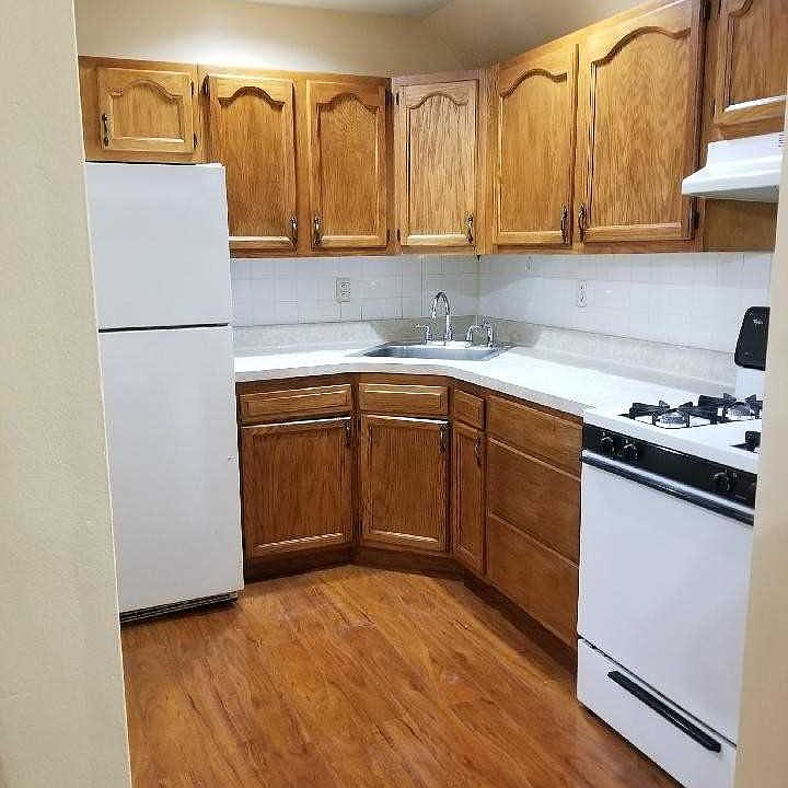 1st image of 17772 Meadow Dr