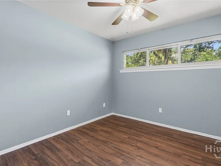 3 Monica Blvd — Photo 21