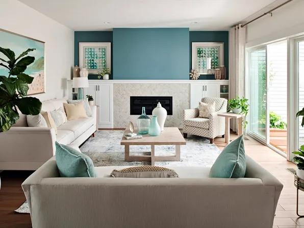 65 Outlook East 65, Plymouth, MA 02360