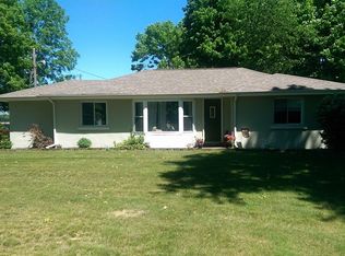 55923 Wilbur Rd, Three Rivers, MI 49093