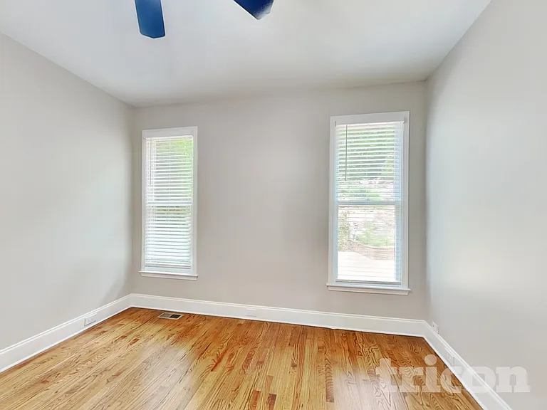 5840 Cool Springs Dr — Photo 12