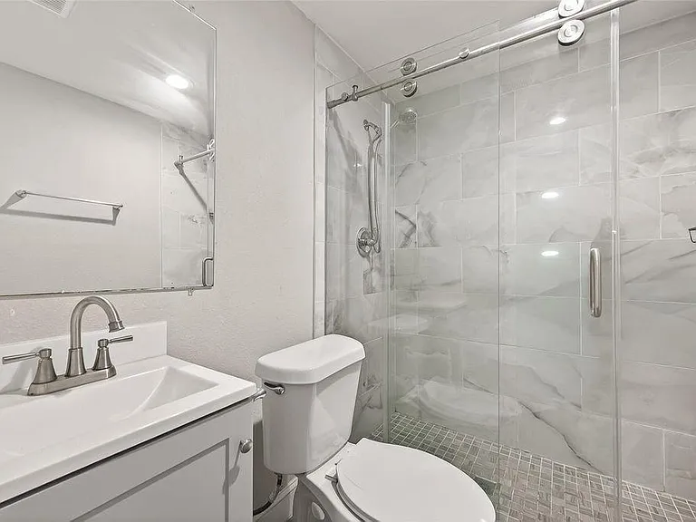 1511 Scharpe St #2 — Photo 10