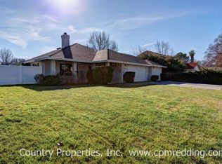 2211 Carnelian Way, Redding, CA 96003