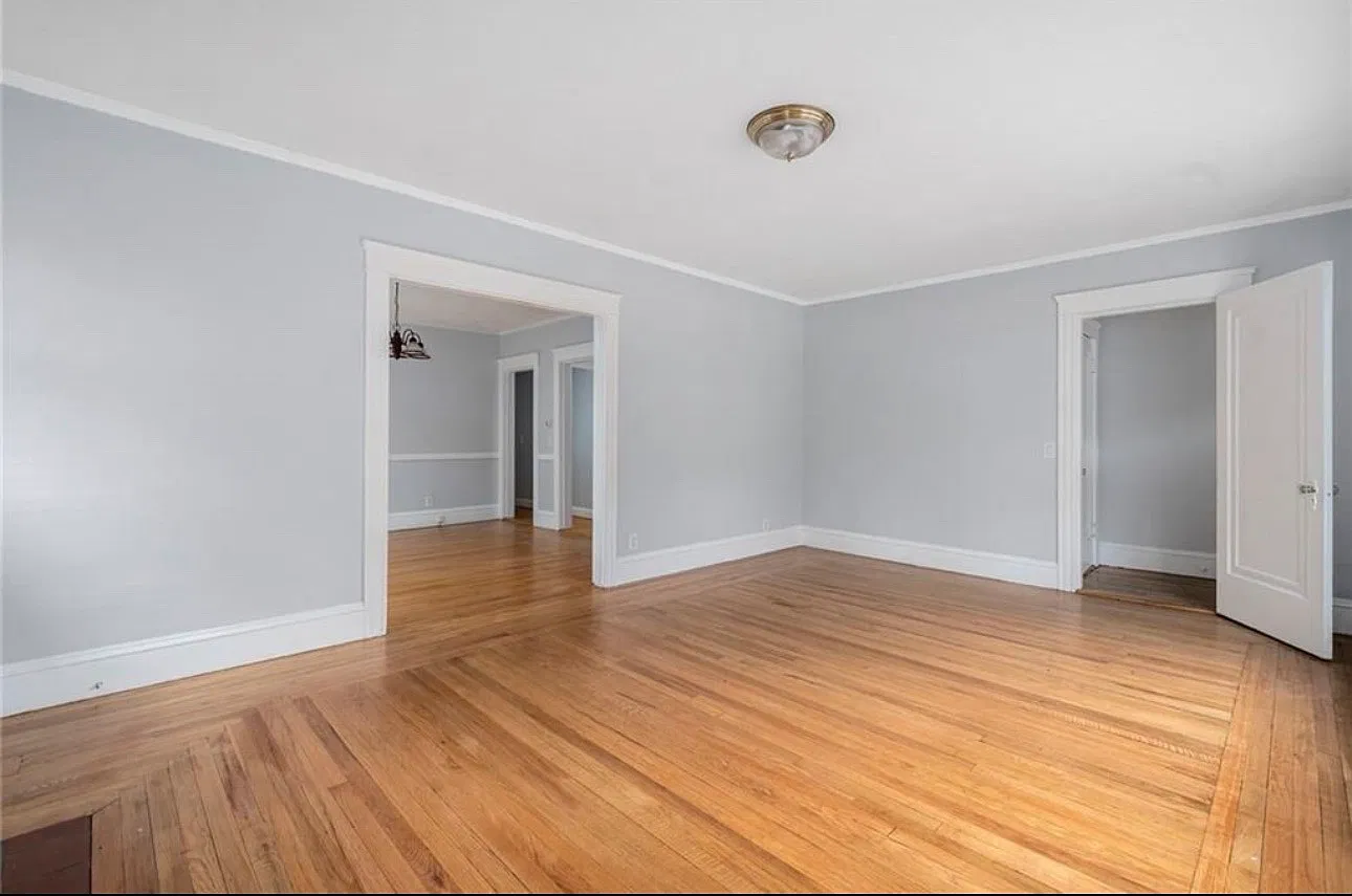 3 bed, 1200 sqft, $2,850 — Photo 4