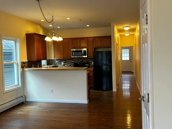 1326 E Gibson St, Scranton, PA 18510