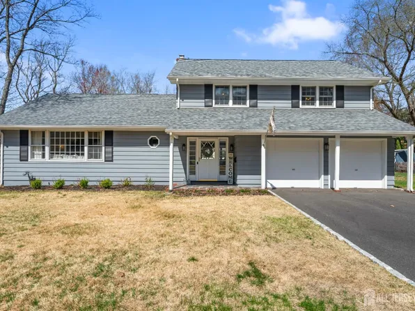 3 Patricia St, East Brunswick, NJ 08816