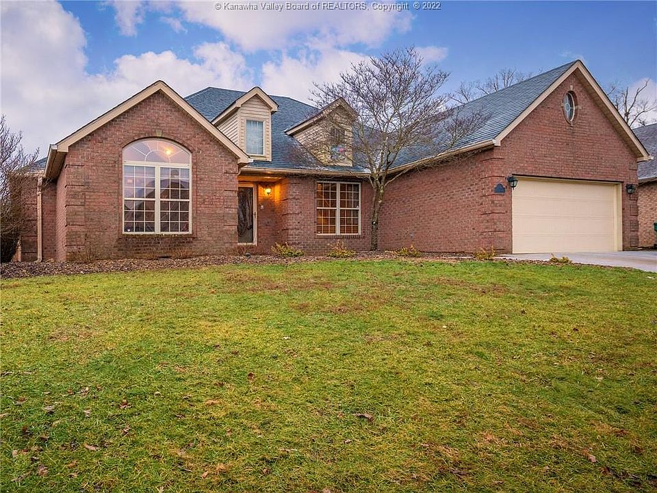 1st image of 130 Candlewyck Dr