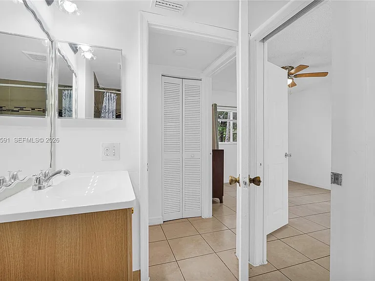 3680 N 56th Ave #806 — Photo 15