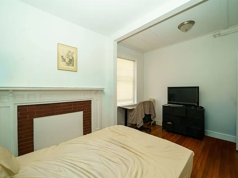 50 Englewood Ave #1 — Photo 11