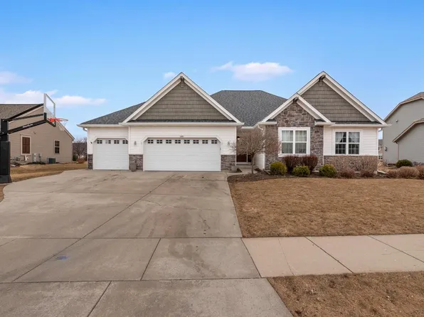 1265 Victoria LANE, Oconomowoc, WI 53066