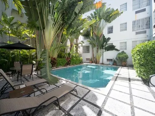 420 15th St APT 301, Miami Beach, FL 33139