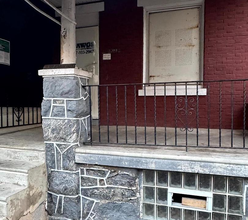 1st image of 338 N Robinson St