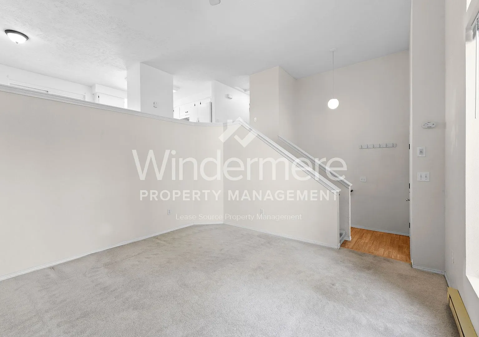 4 Bedroom South Hill Home With Detached Garage/Shop — Photo 4