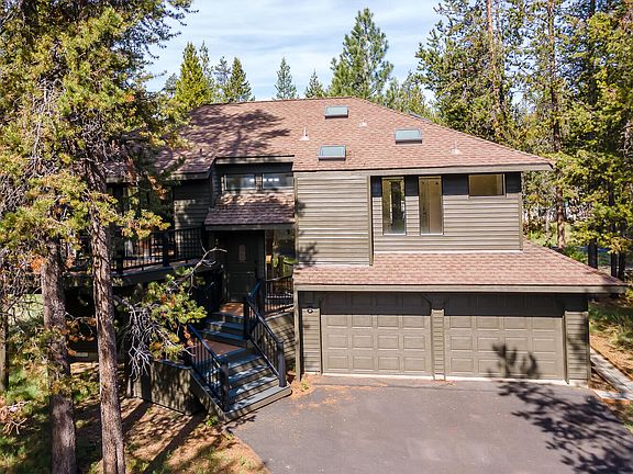 2nd image of 57611 Rocky Mountain Ln #6