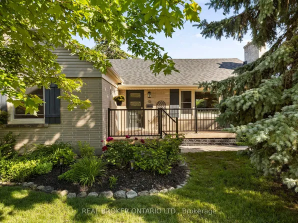 13 Borland St W, Orillia, ON L3V 3R3