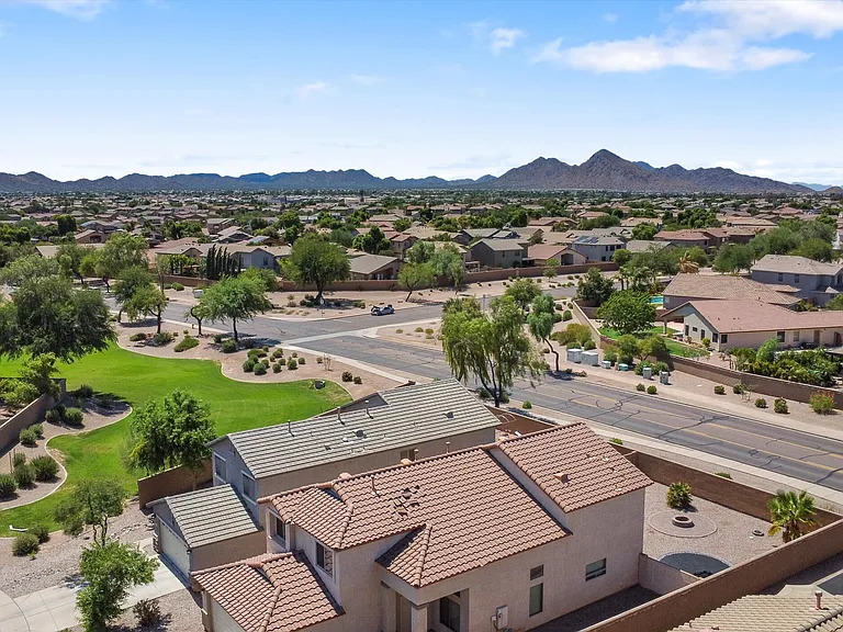 34994 N Barzona Trl — Photo 29