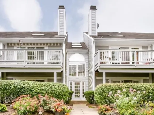 1082 Wittshire Ln #15, Cincinnati, OH 45255