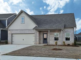 320 Camellia Ln, Pell City, AL 35128