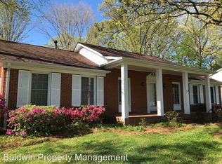 901 Oakview Rd, High Point, NC 27265