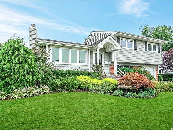 2nd image of 54 Sylvia Ln
