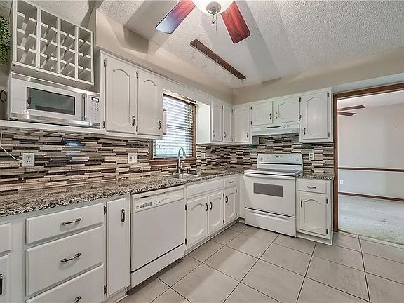2nd image of 15278 Conser St #3