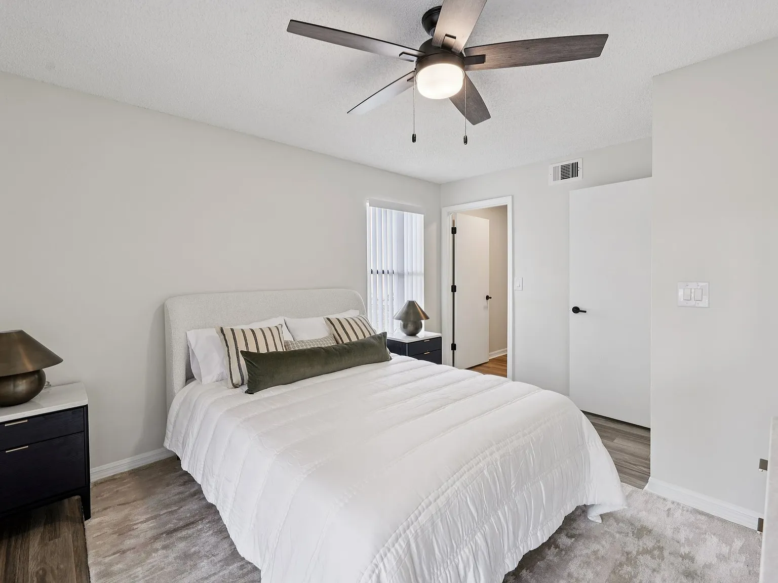 Aspen Naples — Photo 4
