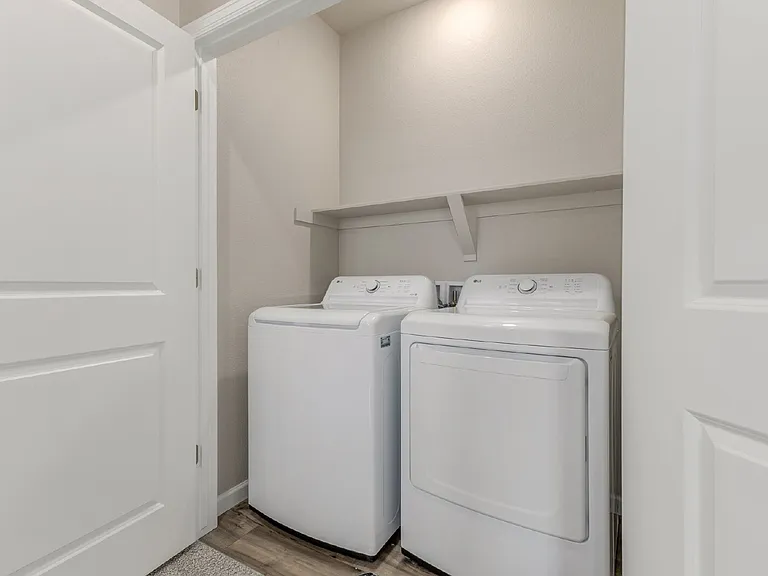 6770 Merseyside Ln — Photo 25