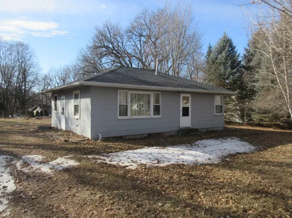 246 State St, Jackson, MN 56143