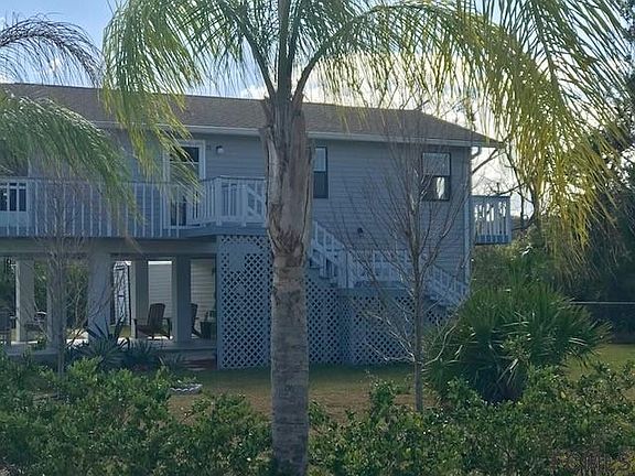 3rd image of 28 Armand Beach Dr
