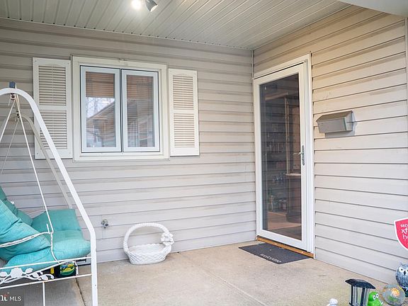 2nd image of 56 Garland Ln