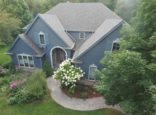 N93W25287 Bittersweet Dr, Lisbon, WI 53089