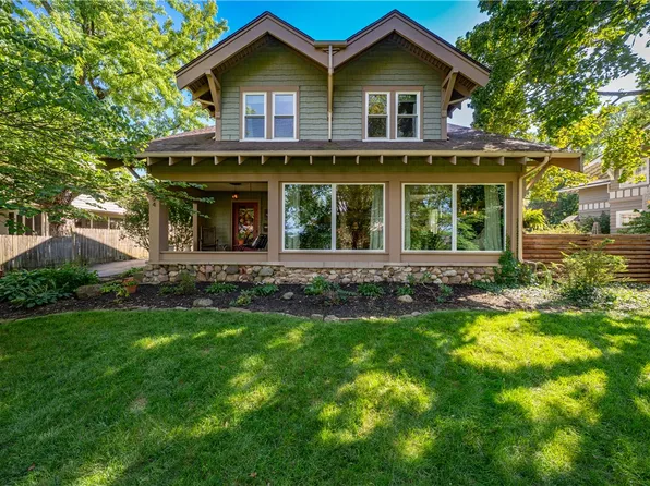 204 W Schantz Ave, Dayton, OH 45409