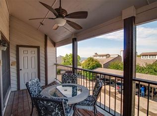 536 Yacht Club Dr, Rockwall, TX 75032