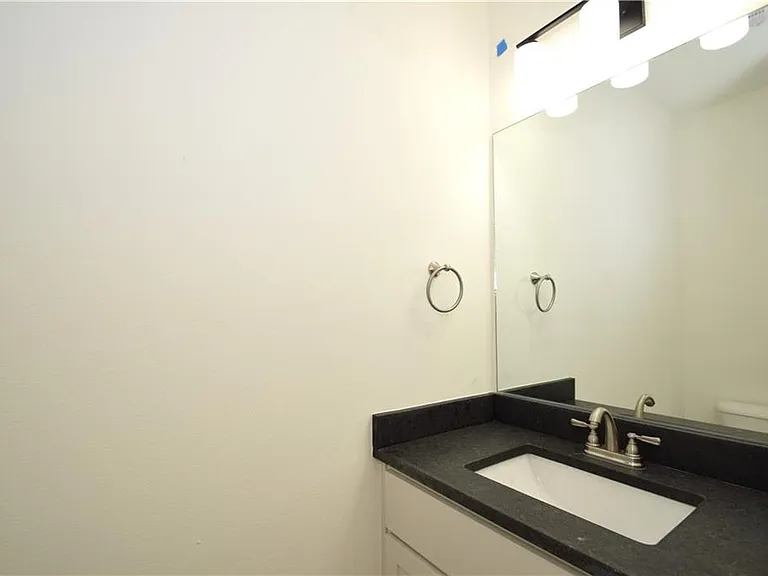 470 Amethyst Rd — Photo 16