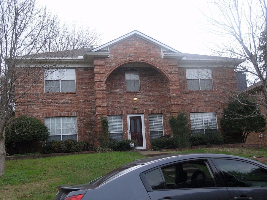1st image of 2335 Boardwalk Dr