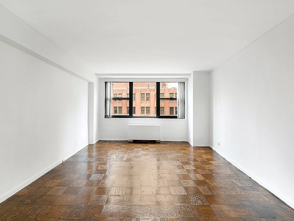 2nd image of 225 E 36th St APT 15C