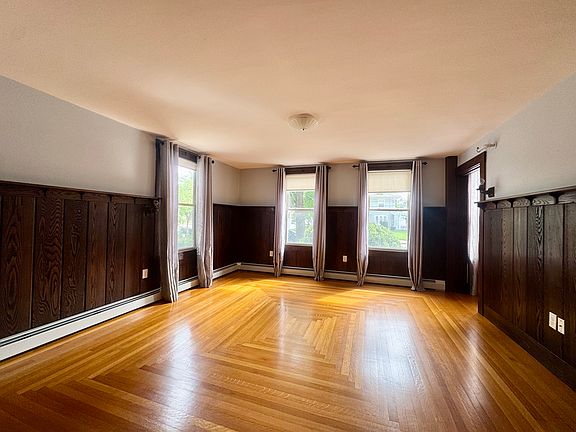 2nd image of 11 Walnut St #1