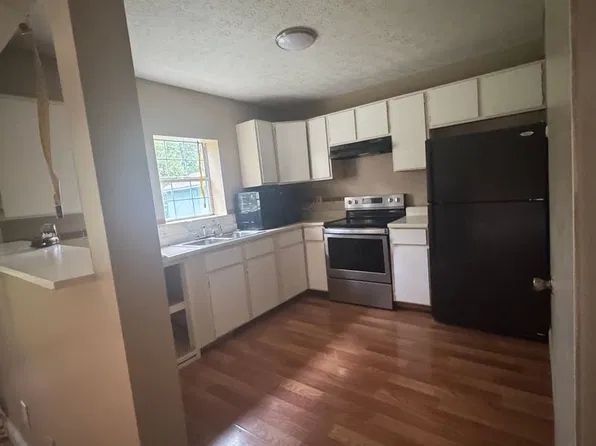 110 E Hunter Cir APT B, Oak Ridge, TN 37830