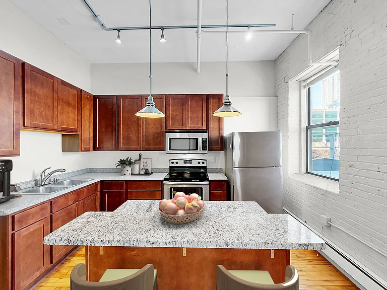 Lee Lofts — Photo 2