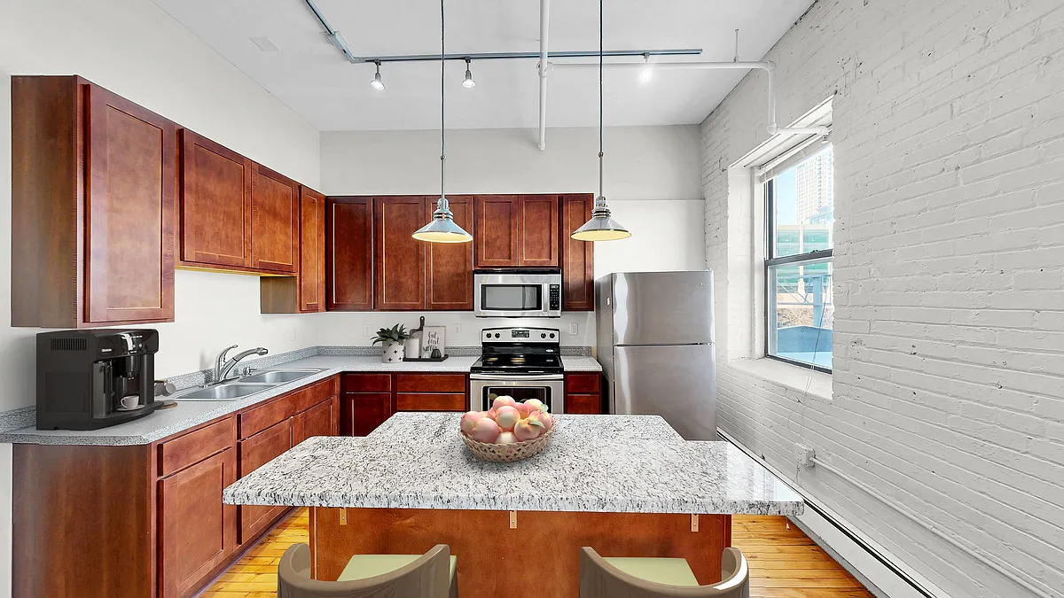Building Photo - Lee Lofts