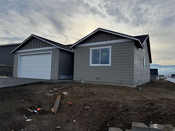 2nd image of 2330 SE Noah Street