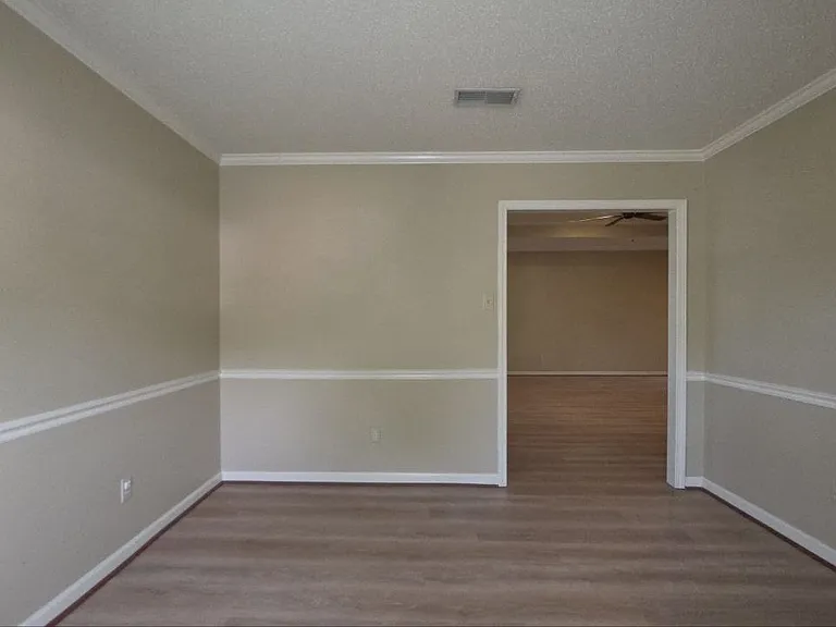35 Springridge Dr — Photo 5