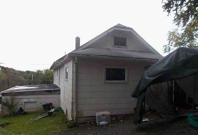 2nd image of 1651 N Main St