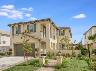 28938 N West Hills Dr, Valencia, CA 91354